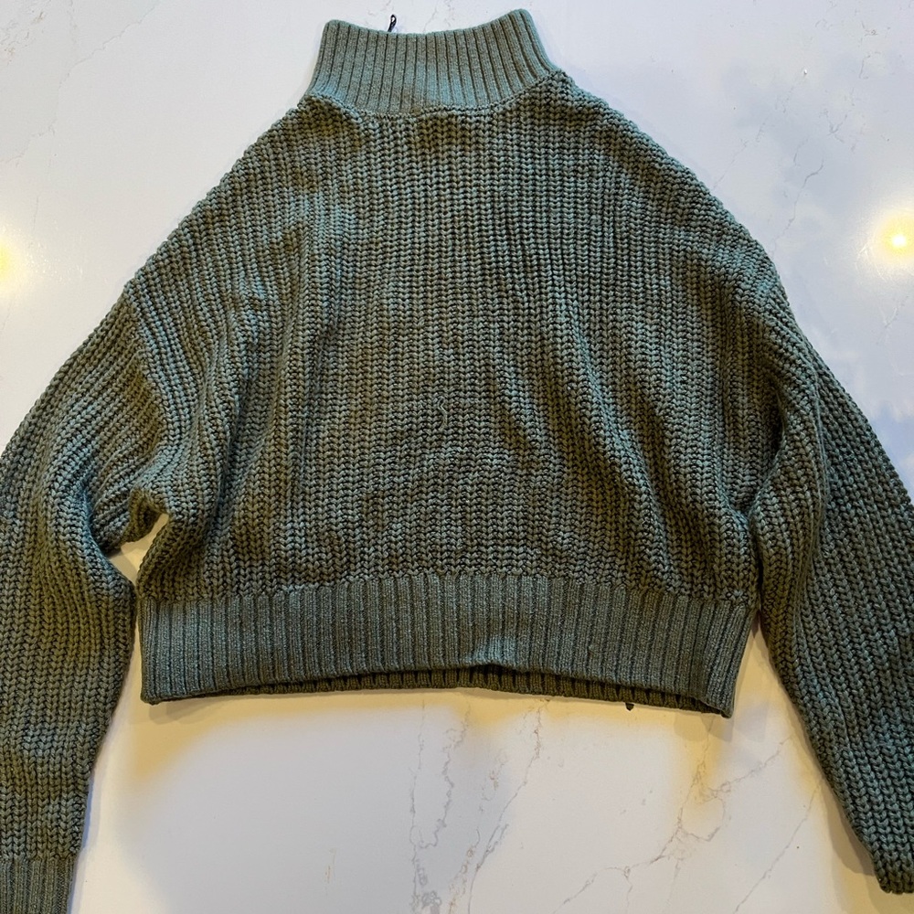 XS Dark Green H&M Mock-Neck sweater